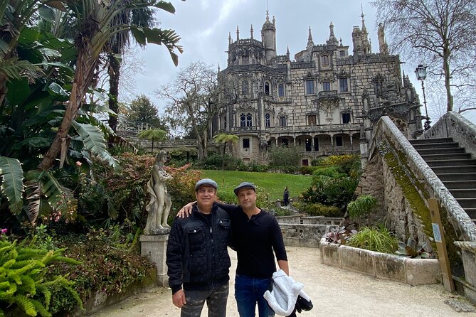 Lisbon to Sintra Pena & Regaleira guided tour in 8pax group - Sintra’s historic center and a sensible lunch stop