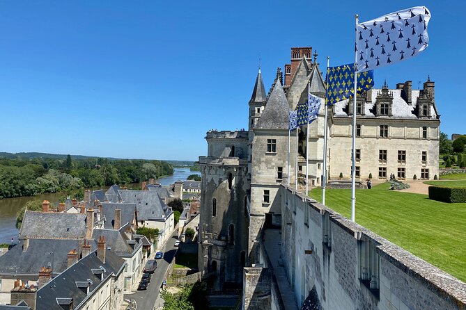 Loire Valley Royal Castles Guided Small group Day Trip from Paris - Amboise and the tomb of Leonardo da Vinci