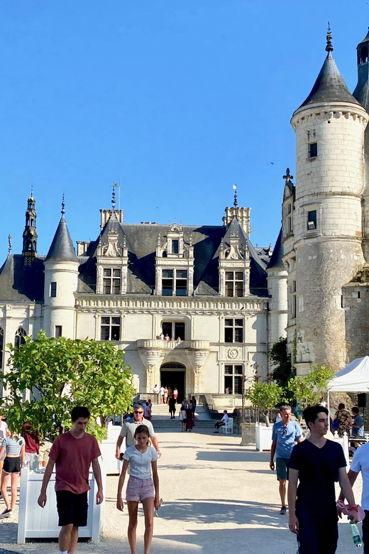 Loire Valley Royal Castles Small Group Day Trip from Paris - The family winery and seven local wines