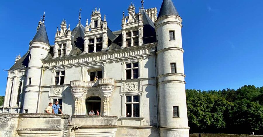 Loire Valley Royal Castles Small Group Day Trip from Paris - Returning to Paris after a full day