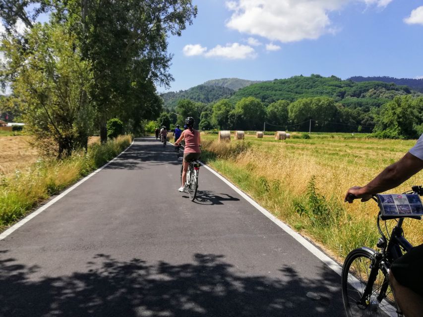 Lucca: Picnic Lunch at a Vineyard by Bike - From Lucca’s train station to the Serchio River