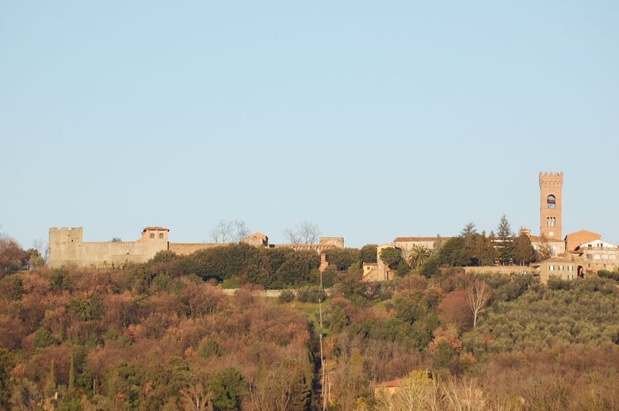 Lucca: Self-Guided Bike Tour to the Wine Roads - Montecarlo, the Midway Reward