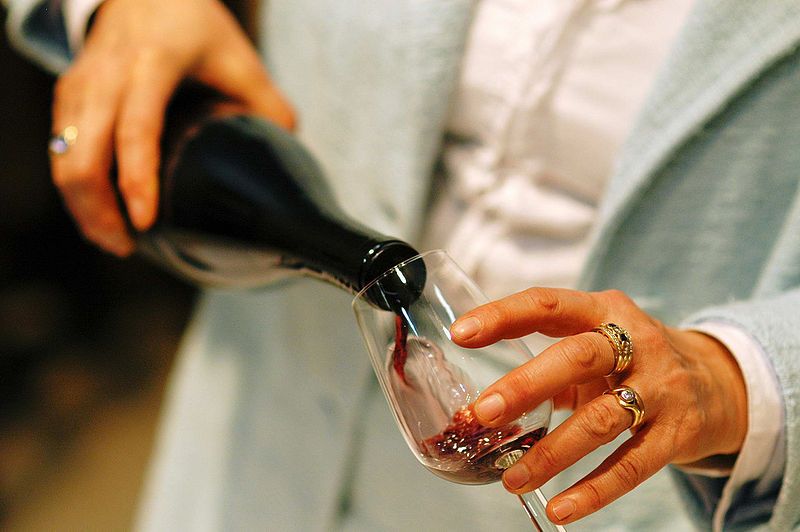 Madrid Region Wineries Guided Tour with Wine Tastings - Colmenar de Oreja and its underground cellars