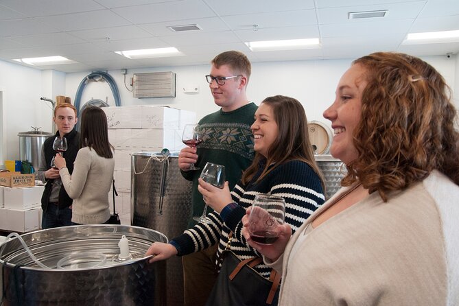 Meet the Winemakers - Seven Birches Winery Tour - The best season for a winery stop