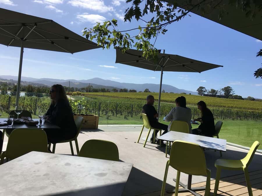 Melbourne: Yarra Valley Wineries Private Day Tour - Why the Yarra Valley makes a good day from Melbourne