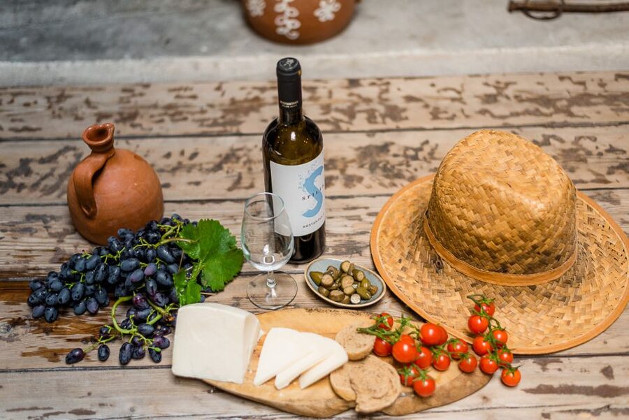 Milos Island: Kostantakis Winery Wine Tasting Experience - Why this winery fits a Milos itinerary