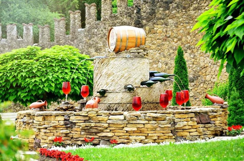 Moldova: Wine Tour to Mileștii Mici Cellar with Tasting - The bottle of Univers wine