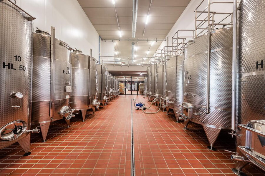Monforte d'Alba in Langhe: Unforgettable Winery Tasting - A few practical ways to get more from it