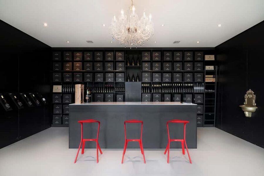 Montan: Cellar tour and wine tasting, Pfitscher - The KlimaHaus Wine seal, explained clearly
