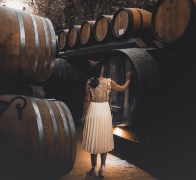 Historical Cellars Guided Tour & Wine Tasting