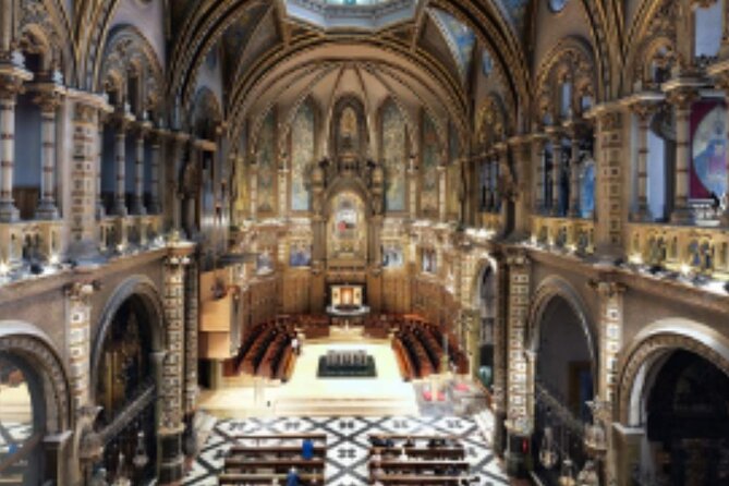 Montserrat and winery private daytrip from Barcelona - Who will enjoy this day most