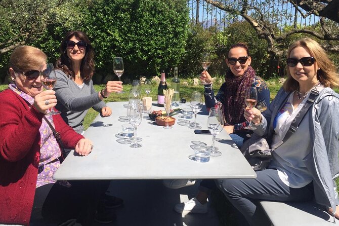 Montserrat,Vineyard, Wine Tasting Small Group Tour & Hotel Pickup - Choosing your Montserrat time