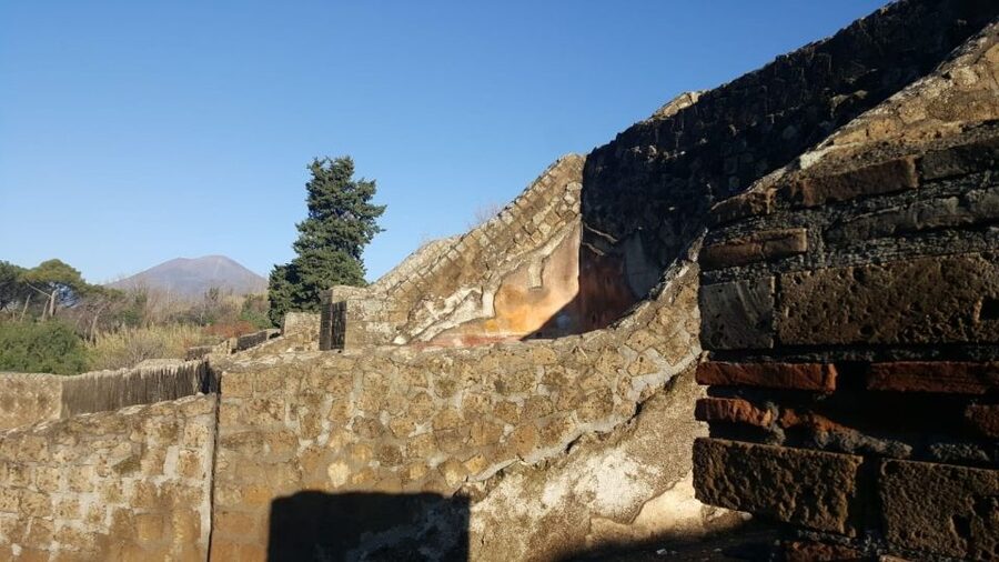 Mt. Vesuvius , Pompeii , Cantina del Vesuvio Winery - Key points at a glance
