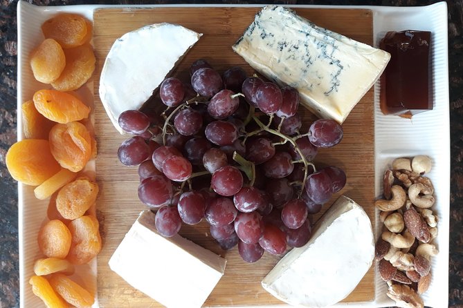 Napier: Afternoon Wine Tasting + visit Silky Oaks Chocolates - Silky Oaks Chocolates breaks up the wine