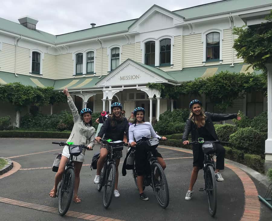Napier: Cruise Self-Guided Cycle Ride to Winery - Half Day - Why Hawke’s Bay works so well by bike