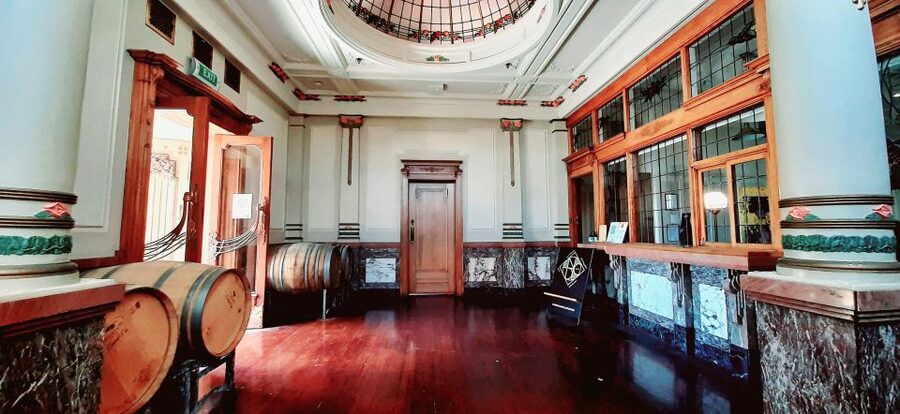 Napier: Winery + Gin Tasting Tour with Lunch Thu Fri Sat - The pace, weather, and seasonal changes