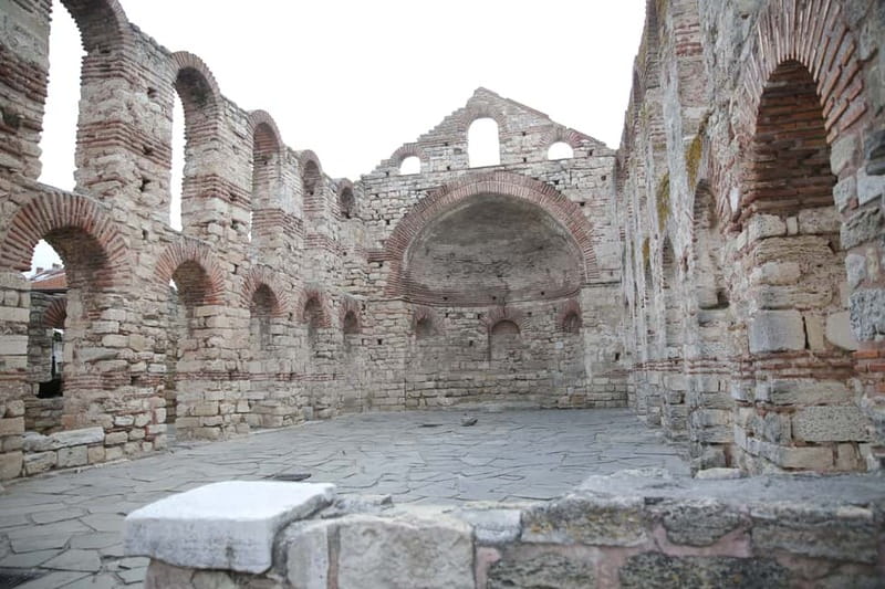 Nessebar: Audio Guide Tour Nessebar + visit to the Winery - Key points to know before booking