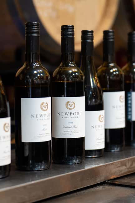Newport: Vineyards Winery Tour + Tasting - Starting at 909 East Main Road