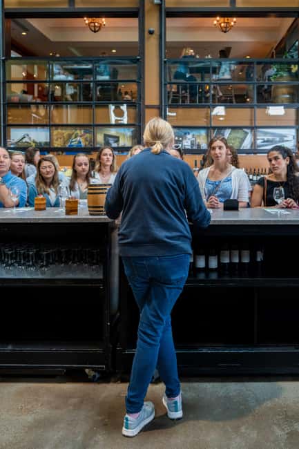 Newport: Vineyards Winery Tour + Tasting - Who will enjoy this winery visit most