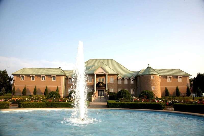Niagara, Canada: Half-Day Winery Tour with Tastings - What $113 includes, and where the value lies