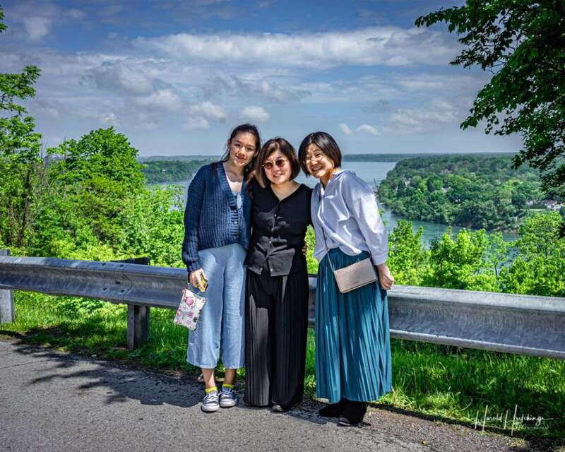 Niagara Falls, Canada: Full-Day Private Winery Tour - A private route through Niagara wine country