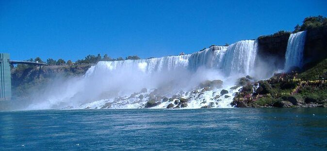 Niagara Falls Day Tour from Toronto Includes Boat Tour and Winery - Key points at a glance