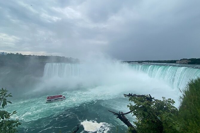 Niagara Falls Day Tour Includes Boat Cruise, Winery Stop & Lunch - Niagara-on-the-Lake adds a gentler final stop