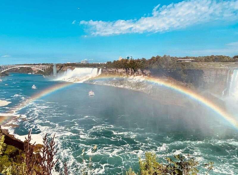 Niagara Falls: Luxury Private Tour with Winery stop - Key points to know before booking