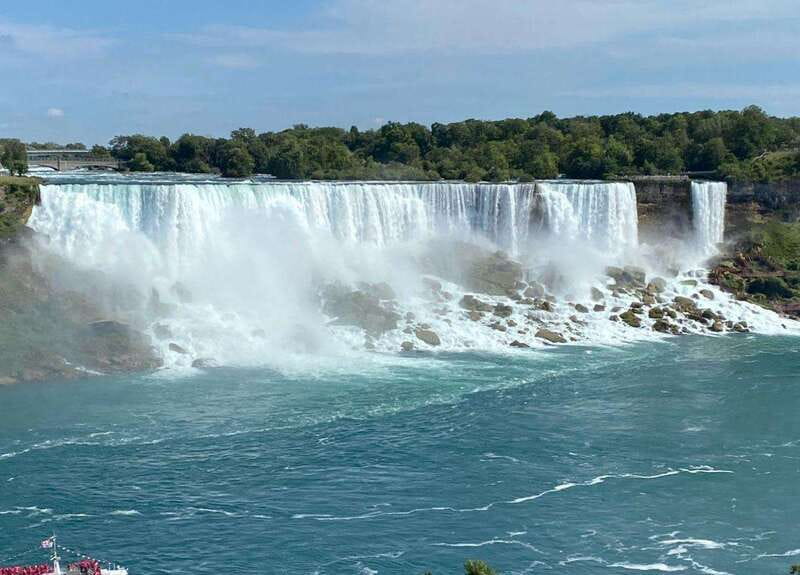 Niagara Falls: Luxury Private Tour with Winery stop - A full Niagara day without the rental-car chore