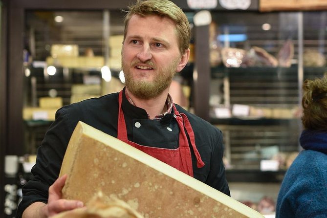 Paris Art of Pairing Cheese and Wine Tasting in a Cheese Cellar - Who will enjoy this Paris tasting most