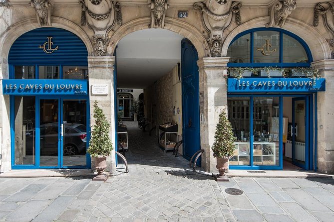 Paris - Guided Visit & Tasting in a Royal Wine Cellar - Reading a French Bottle Without Guessing