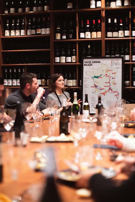 Paris: O Chateau's Wine Tasting Dinner - Finding O Chateau near the Louvre
