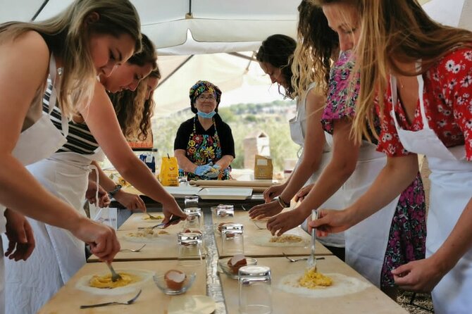 Pasta Masterclass and Wine Tour in the Minardi Vineyard - Who should book this four-hour experience