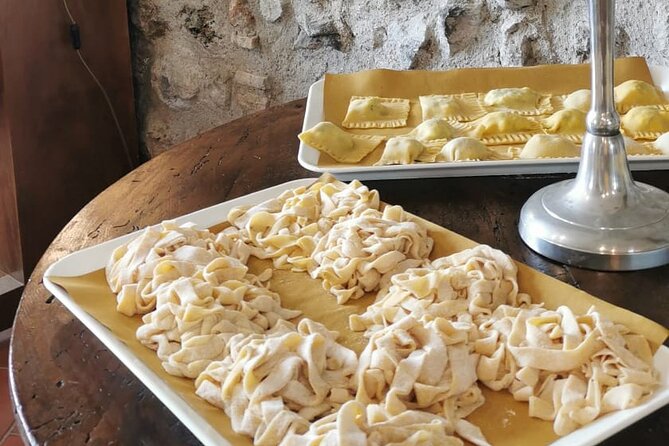 Pasta Masterclass and Wine Tour in the Minardi Vineyard - Entering the old Minardi farmhouse