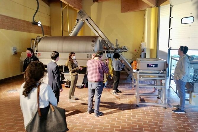 Picnic and Lugana Tour at Perla del Garda winery - Who will enjoy Perla del Garda most