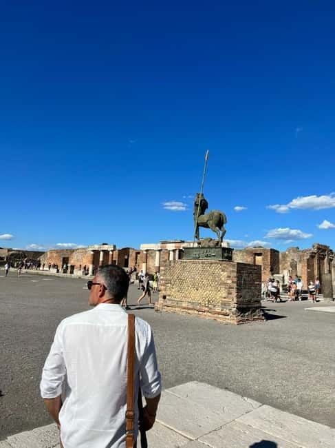 Pompeii and Vesuvius Cellars: Tour with Pick-Up in Positano - What skip-the-line entry really adds