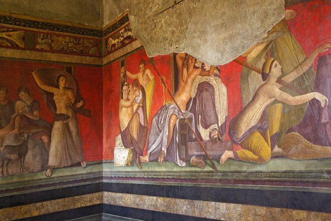 Pompeii, Herculaneum and Winery on Vesuvius with an Archaeologist - Why this private Pompeii and Herculaneum day works