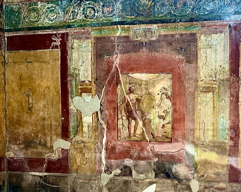 Pompeii-Vesuvius & Winery All Inclusive Tour From Positano - Who should book this tour