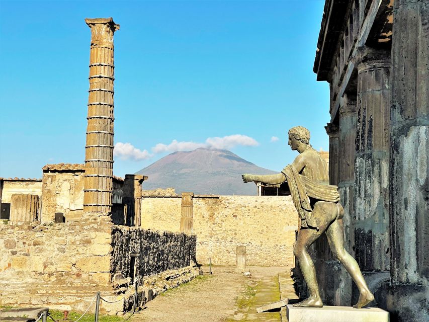 Pompeii-Vesuvius & Winery All Inclusive Tour From Positano - Two hours among Pompeii’s streets