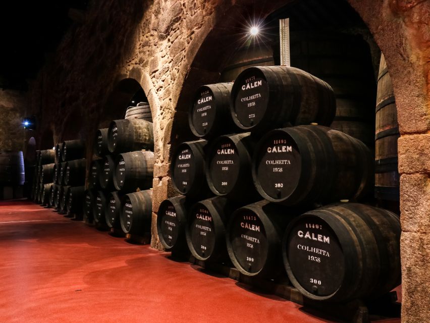 Porto: Cálem Cellar Tour, Interactive Museum & Wine Tasting - The tasting: start with white Port, then try Tawny