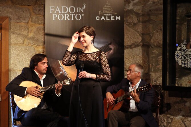 Porto: Cálem Cellar Tour, Live Fado Show and Wine Tasting - Cálem Fine White and 10-Year-Old Tawny