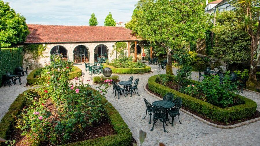 Porto: Taylor's Port Cellars & Tasting - Should You Book It?