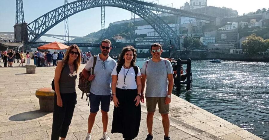 Porto tour with Port Wine tasting in a hidden wine cellar! - Why this Porto and Port wine tour works well