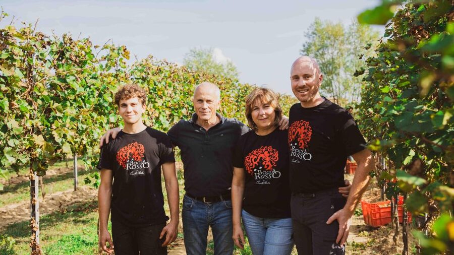 Pramaggiore: Ornella Bellia Winery Guided Tour & Tasting - The Tasting Room and Its Local Plates