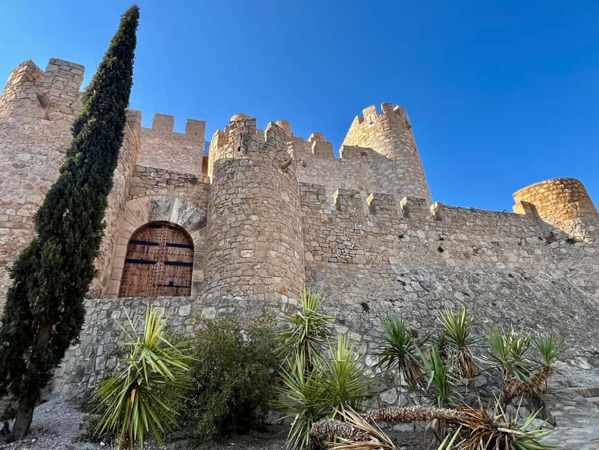 Premium Tour: Winery 7 Tastings + Guadalest Castle | Small group - Exploring Guadalest Castle