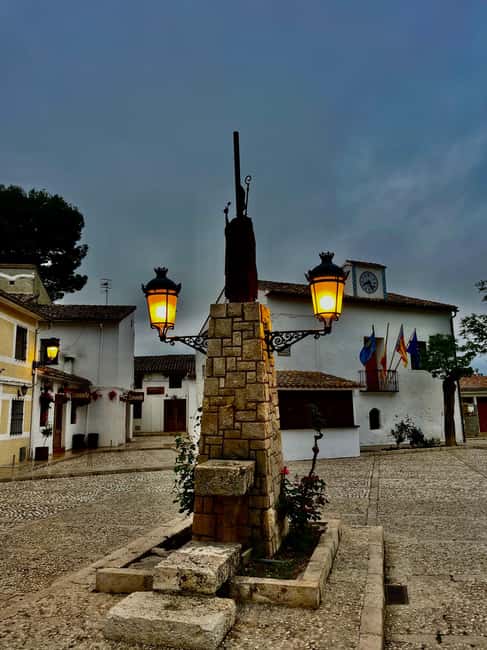 Premium Tour: Winery 7 Tastings + Guadalest Castle | Small group - How the small group changes the experience