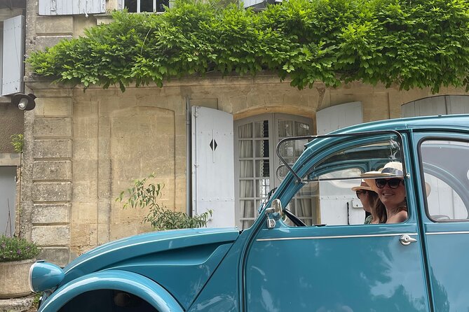 Private 2cv tour in the vineyards and Wine tasting - Key points at a glance