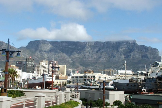 Private Cape Winelands Ful Day Ultra Flexible Guided Tour. - A short Stellenbosch city tour adds balance