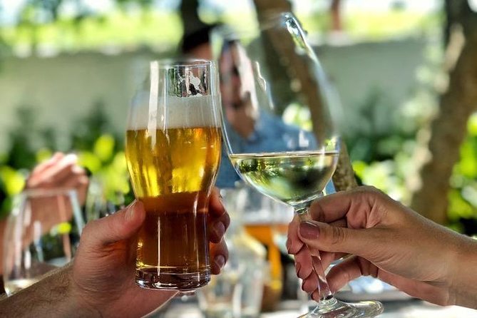 Private Cape Winelands Wine Tasting Tour - Franschhoek allows time for lunch