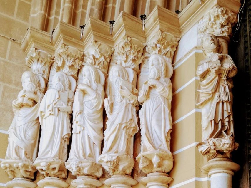 Private day tour to Évora: cork, factory, winery & the city - Key points to know before you book